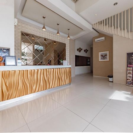 Reddoorz Hostel At Kiara Cozy Kircon Bandung Zewnętrze zdjęcie