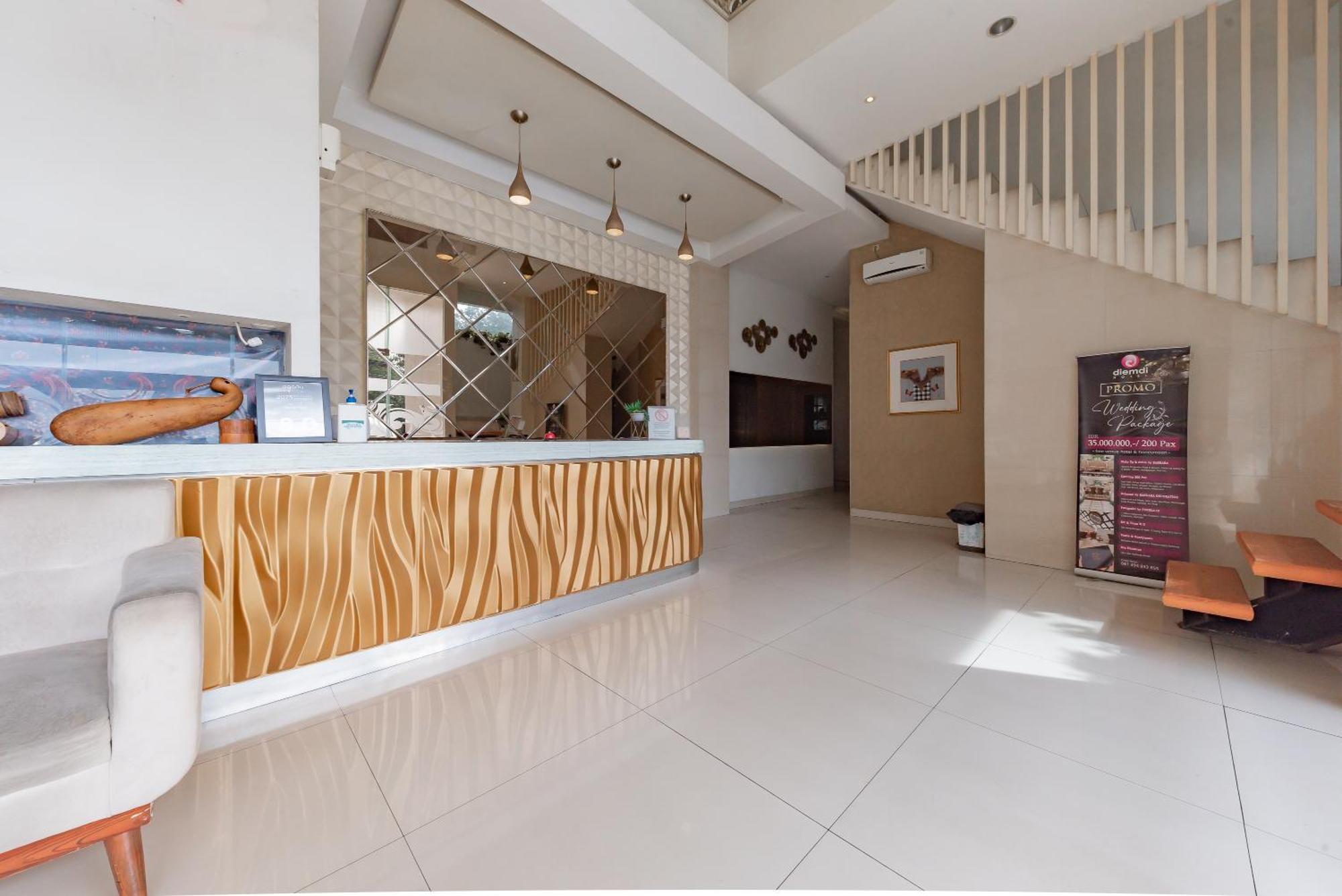 Reddoorz Hostel At Kiara Cozy Kircon Bandung Zewnętrze zdjęcie